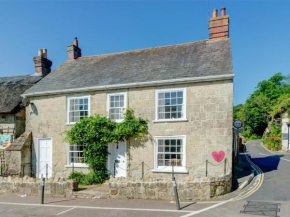 4 Bed in Godshill IC034